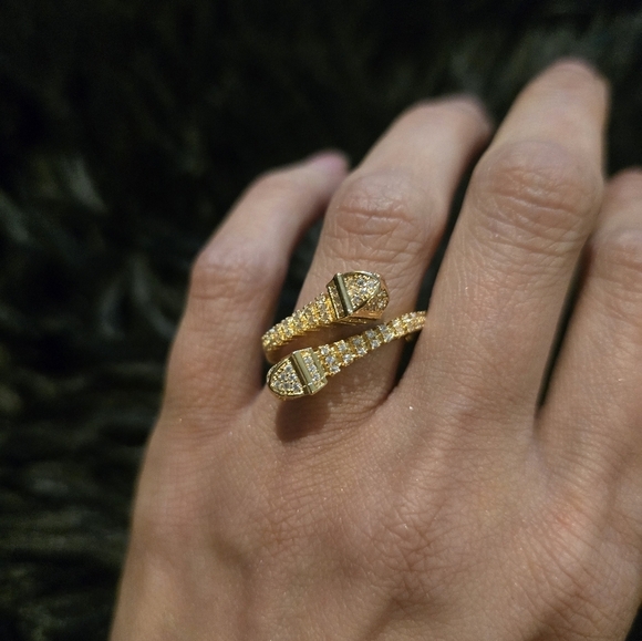 21kgp Dubai Jewelry - Elegant Gold-Tone Jewelry Set - Picture 5 of 14